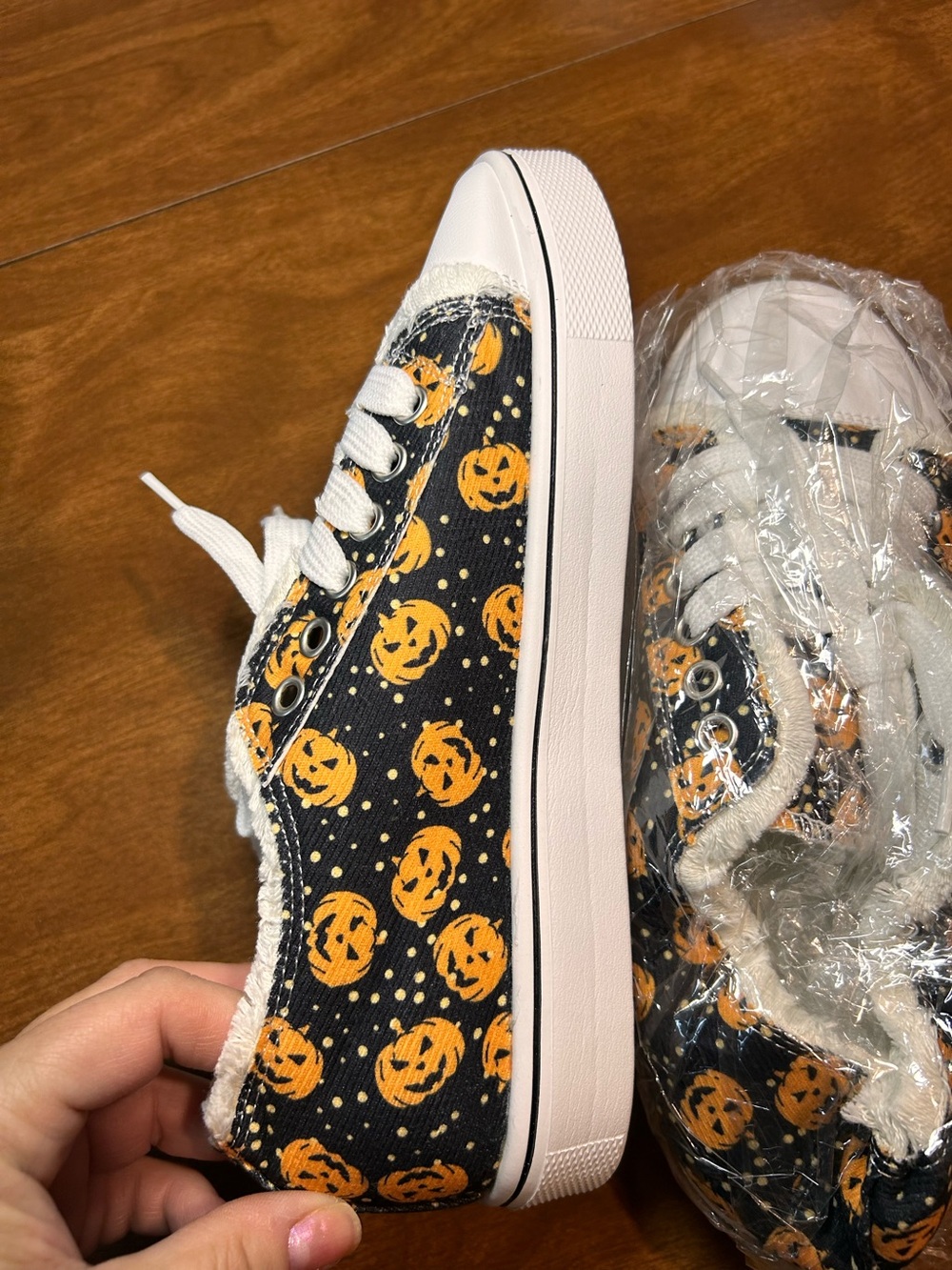 Women’s Halloween Pumpkin Canvas Sneakers - White & Orange - Picture 2 of 7